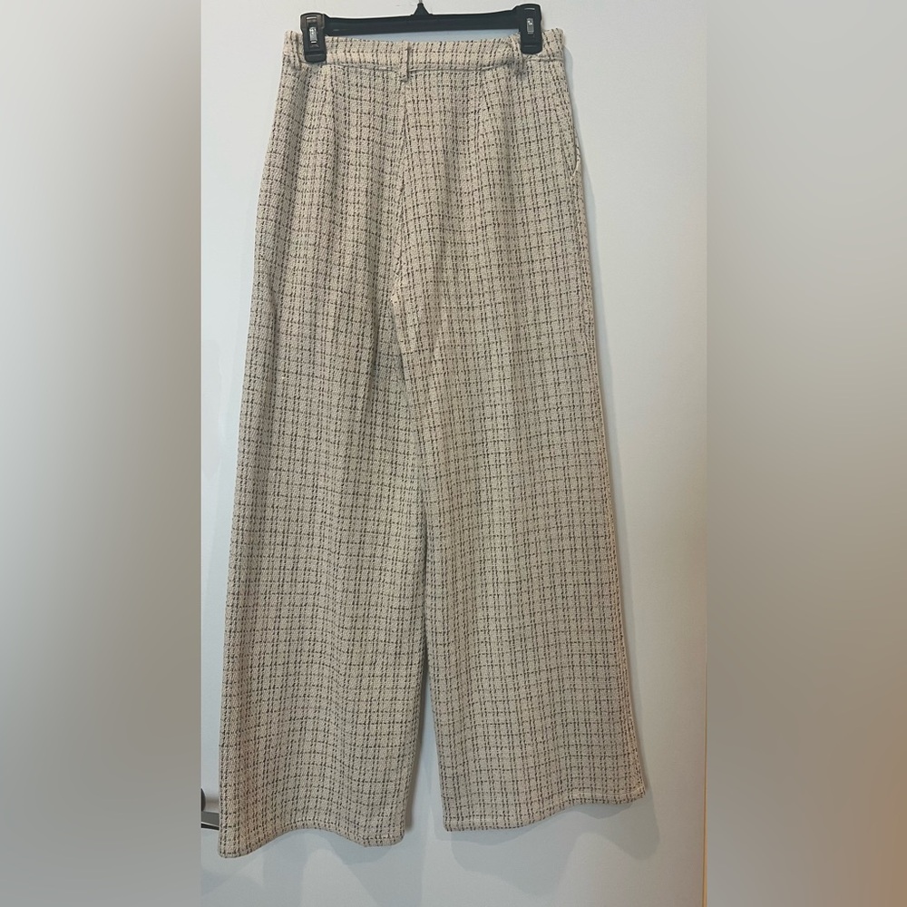 Lulu's Cream & Black Wide Leg Pants